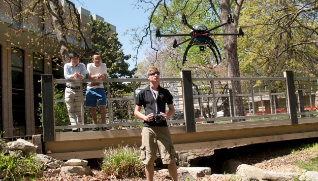 S&T professor’s ‘multicopter’ improves structure monitoring