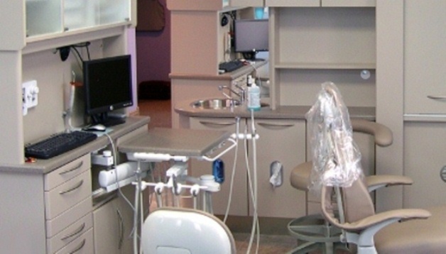 Maryville Dentist and UMKC Graduate Named Young Alum of the Year