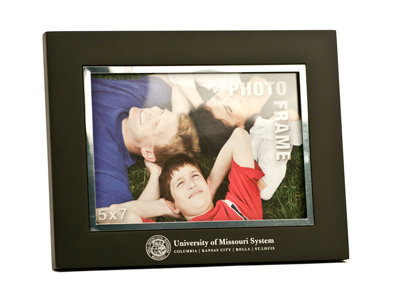 black-wood-frame-1.jpg