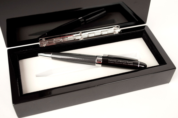 diamond-etched-pen.jpg