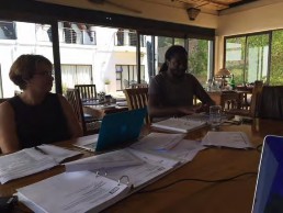 A research meetin between Dr. Roman and Thuli