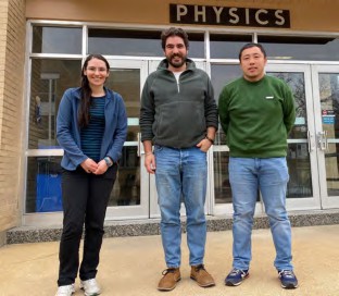 Dr. Karagiannis (center), a postdoc at UWC, visited Saito (right) at the physics department at S&T in January 2023. He gave a seminar talk at Saito’s group and a colloquium at the physics department. He also interacted and collaborated actively with the members in Saito’s group including Dr. Khoraminezhad (left).