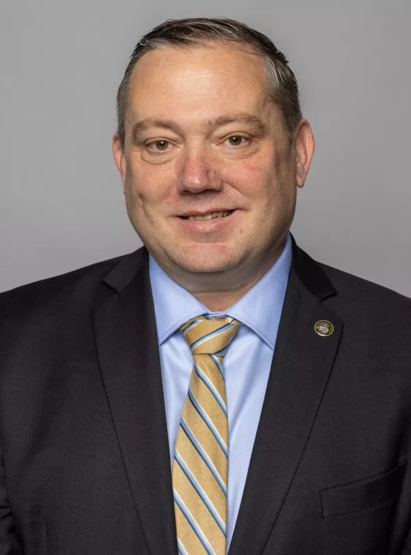 Ryan Rapp headshot