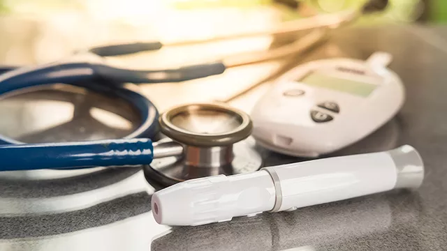 diabetic-tester-stethoscope-GettyImages-700219242-640x360.jpg
