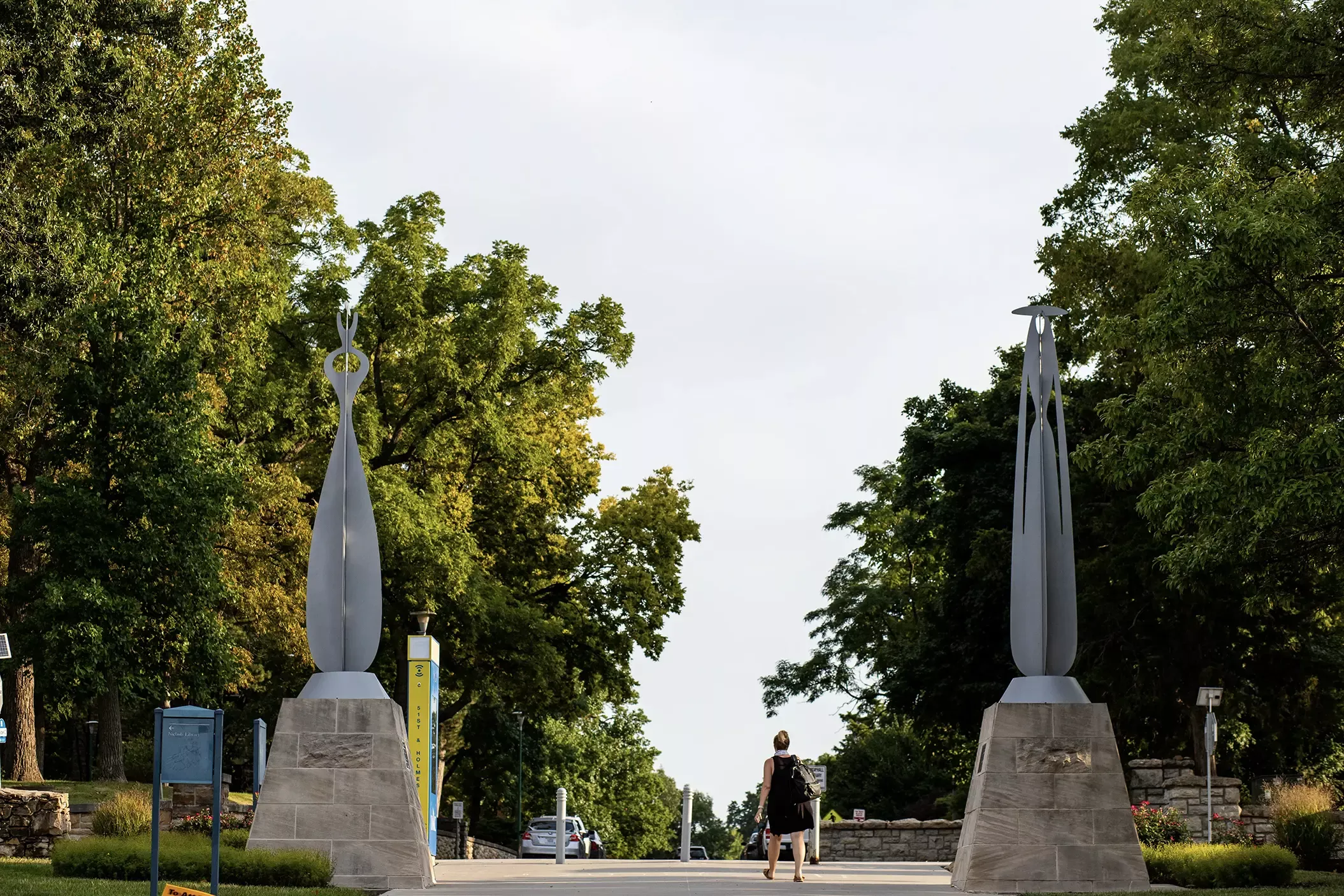 UMKC Gateway Statues